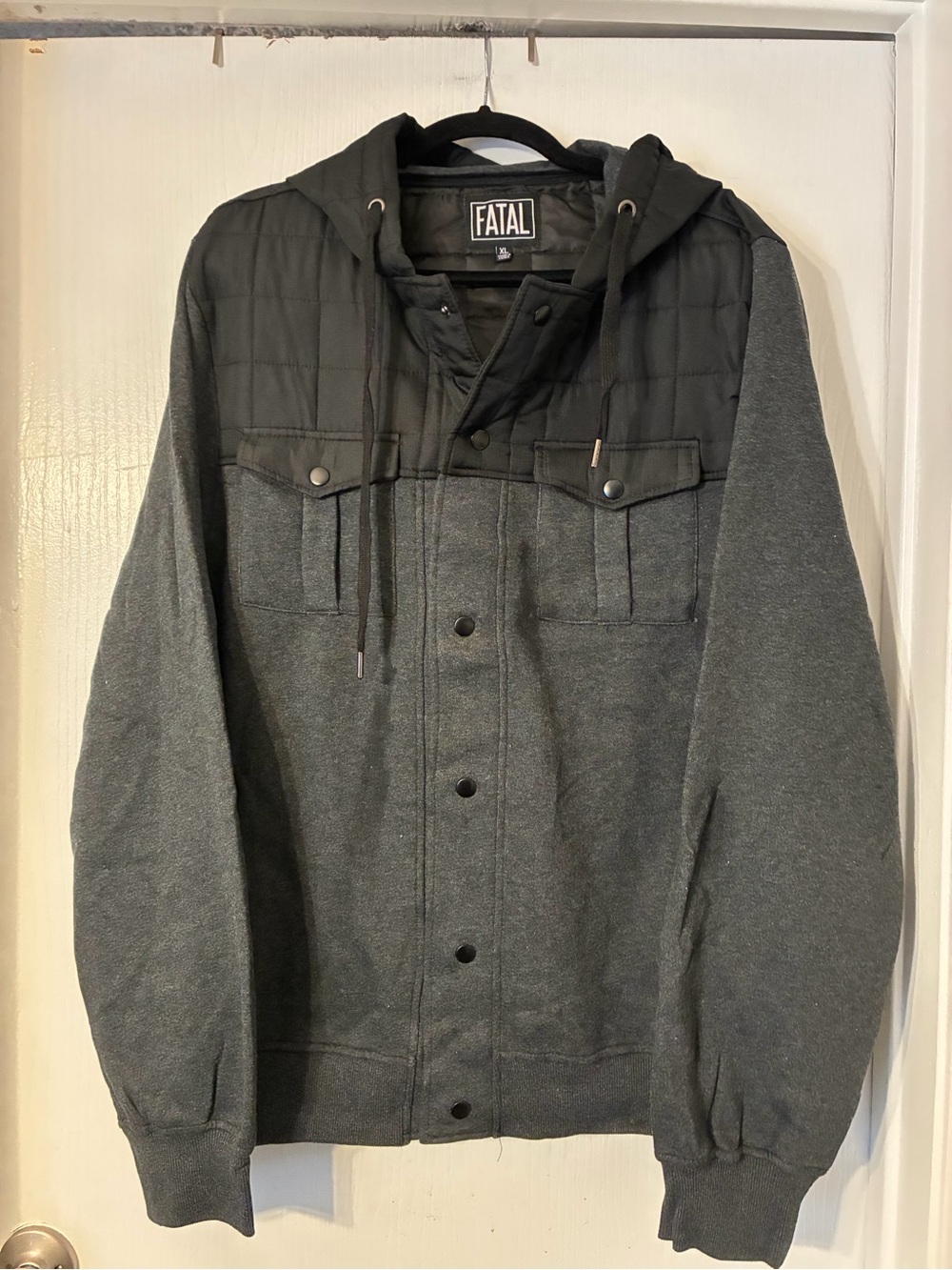Fatal Men’s XL Hooded Quilted Pocket Fleece Button Up Jacket - Charcoal Gray